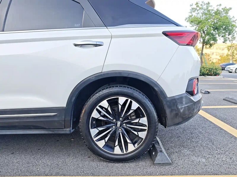 Besturn t77