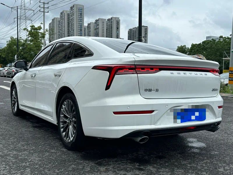 Besturn b70