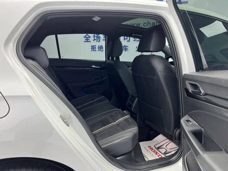 faw-volkswagen golf