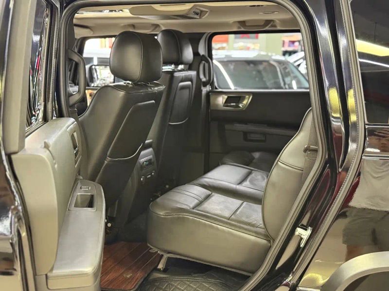 Hummer H2