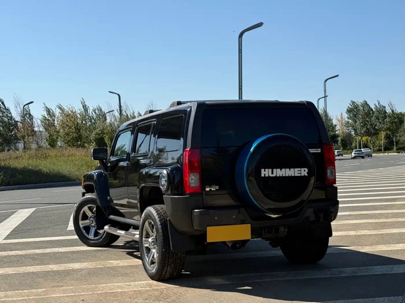 Hummer H3