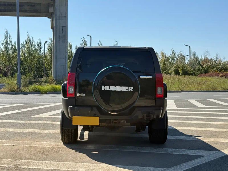 Hummer H3