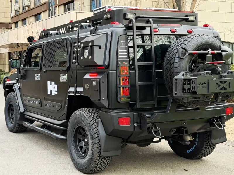 Hummer H2