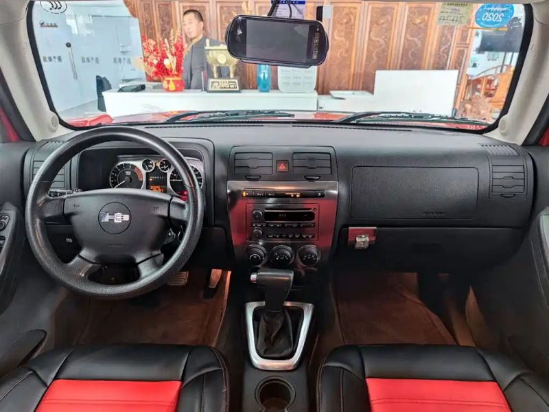 Hummer H3