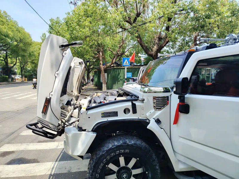 Hummer h6