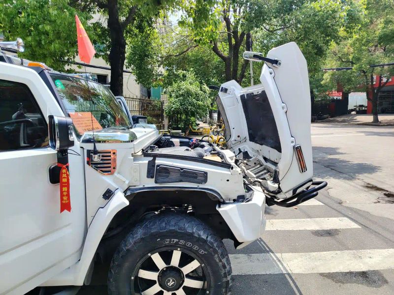 Hummer h6