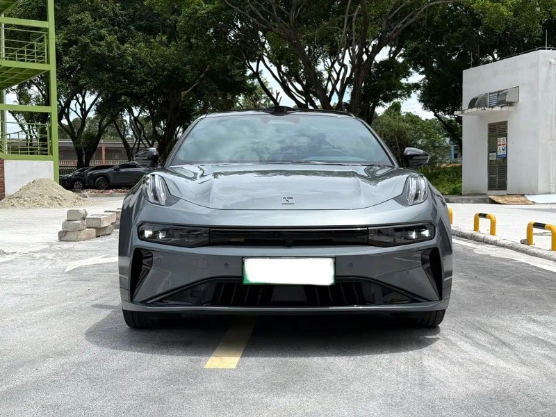 Zeekr 001