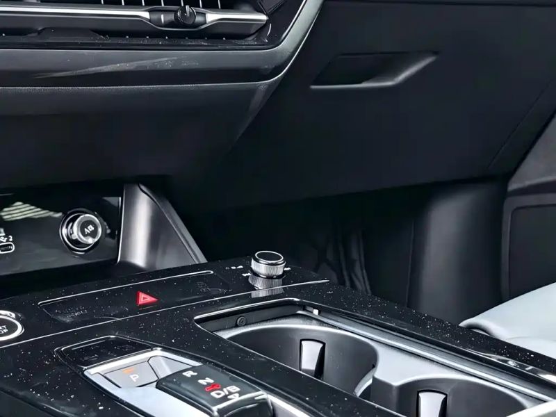 Audi q6l