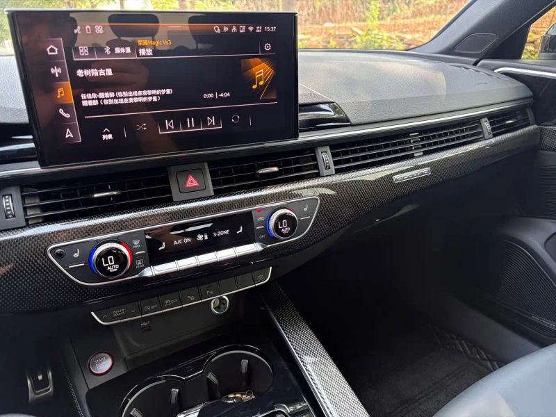 Audi S4