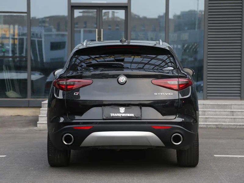 giulia stelvio
