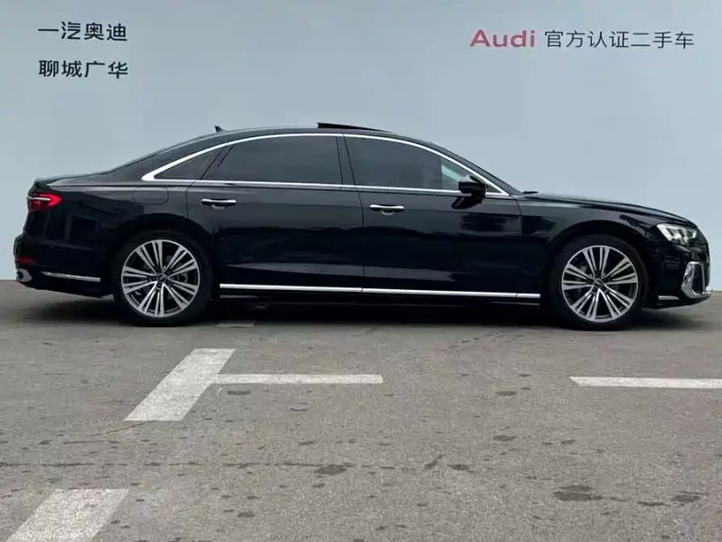 Audi A8