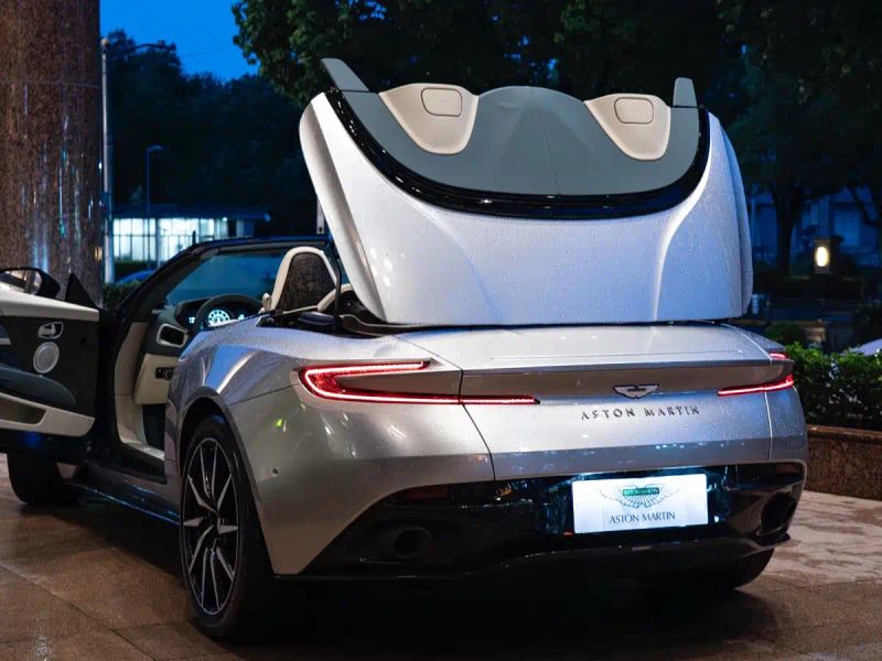 Aston-martin db
