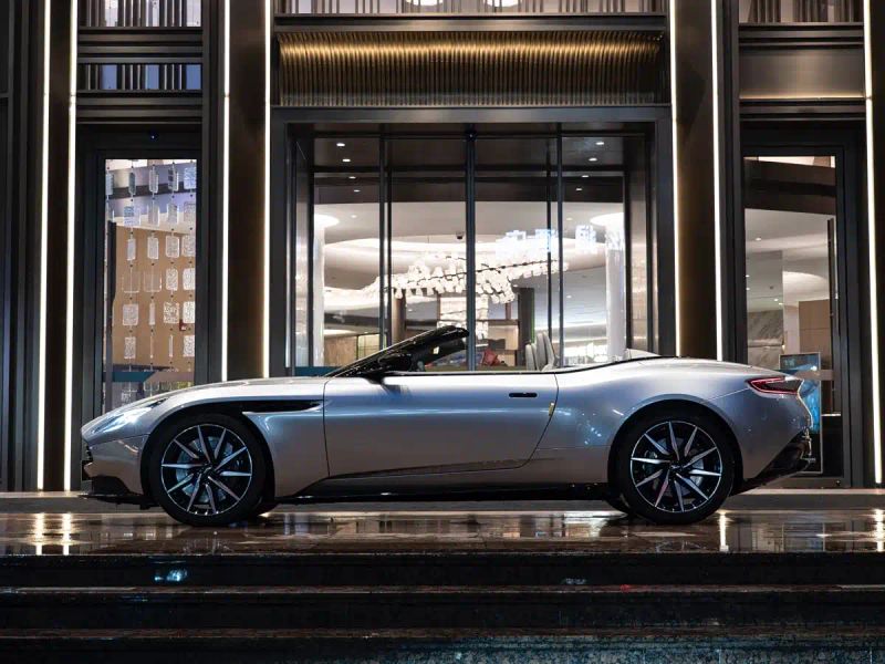 Aston-martin db