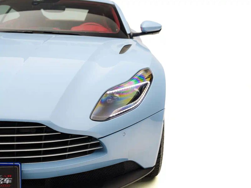 Aston-martin db11