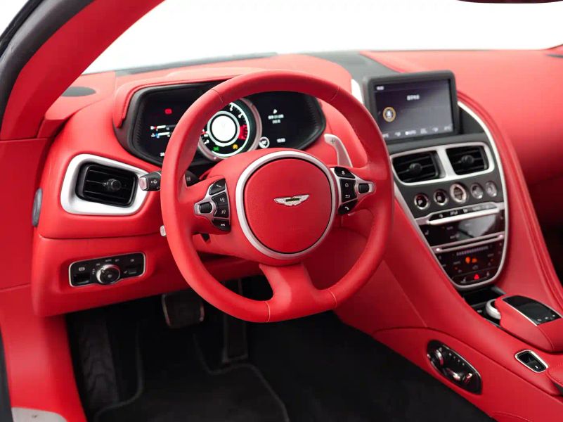 Aston-martin db11