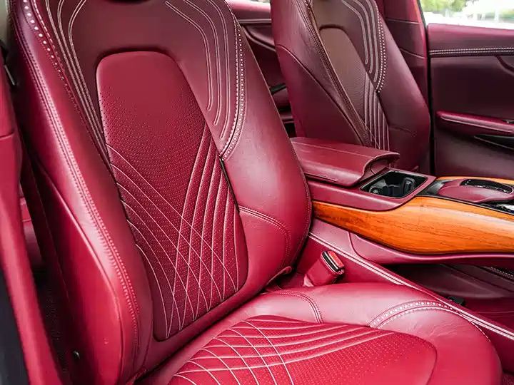 Aston-martin dbx