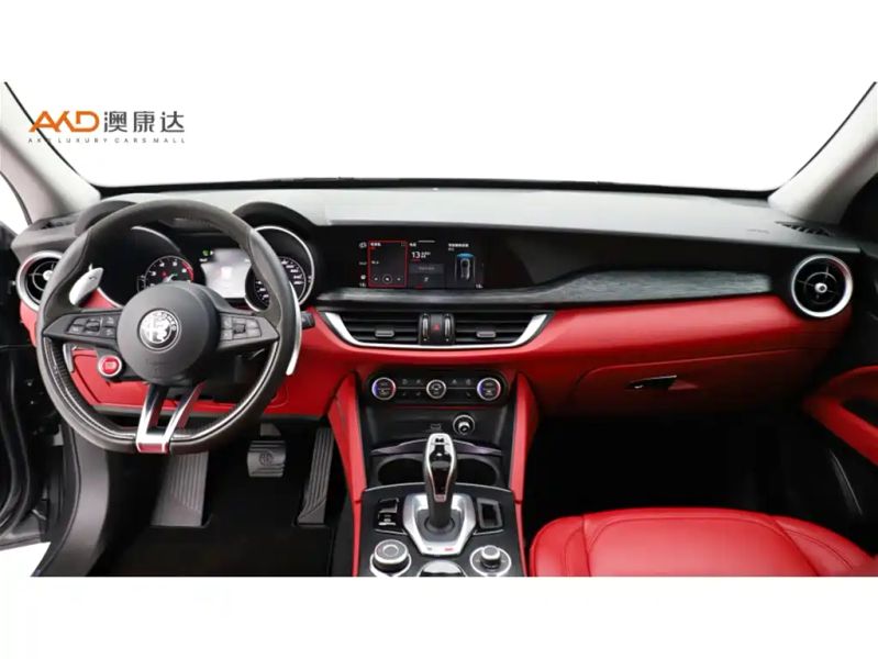 giulia stelvio