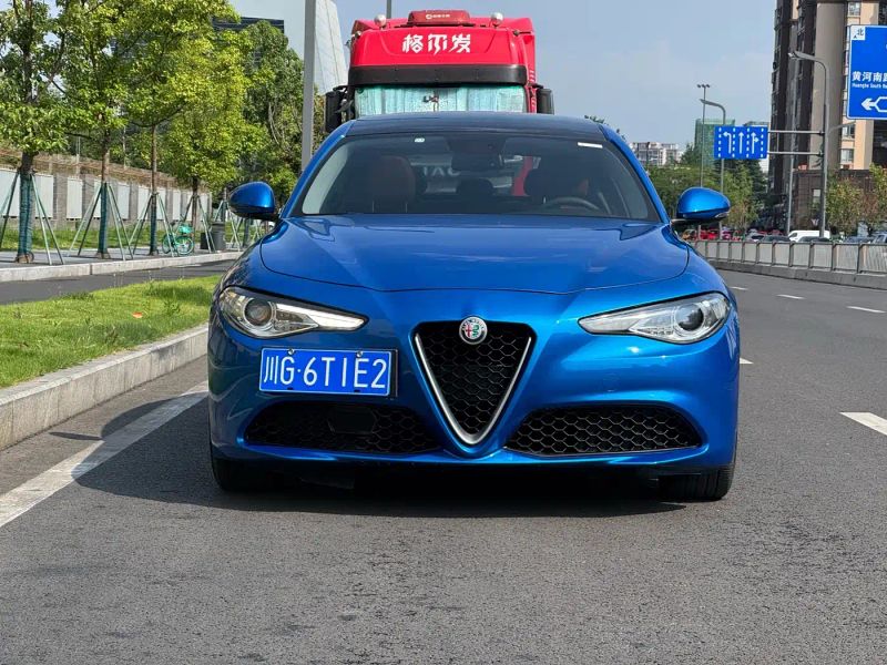 giulia giulia