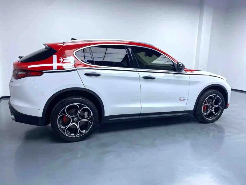 giulia stelvio