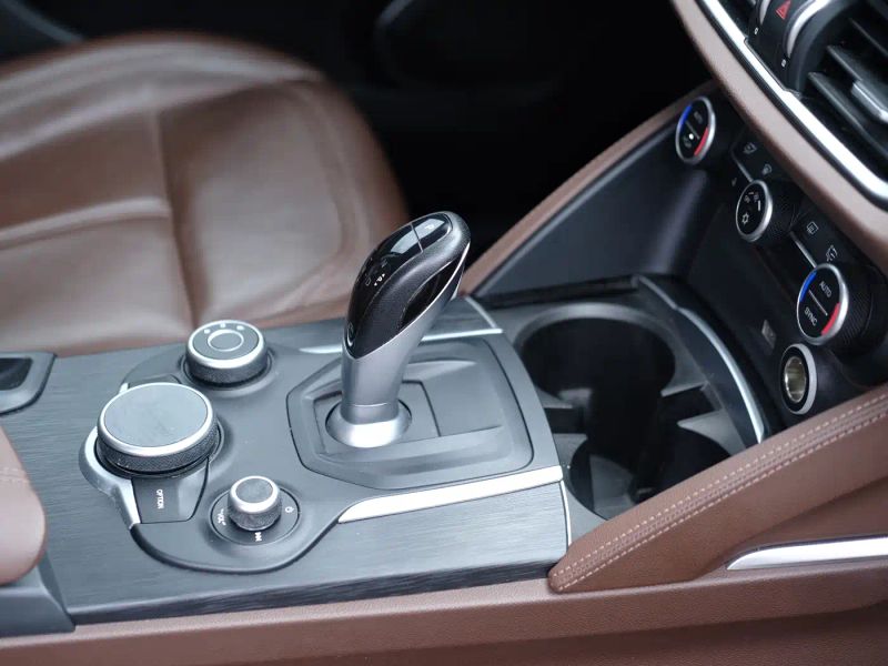 giulia stelvio