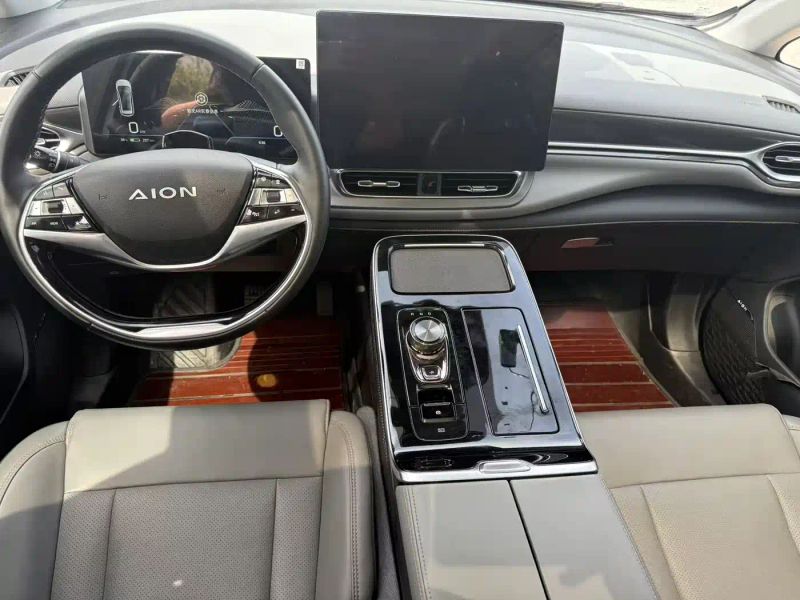 aion v