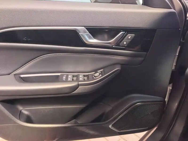 Besturn b70