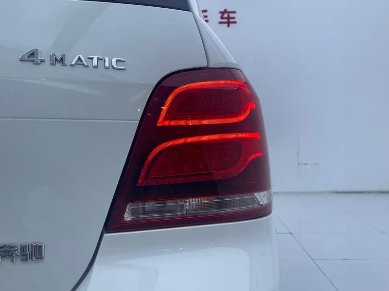 Mercedes-benz glk-class