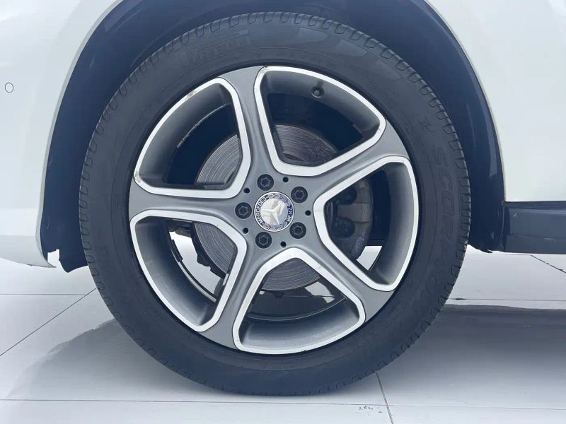 Mercedes-benz glk-class