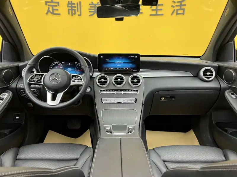 Mercedes-benz glc