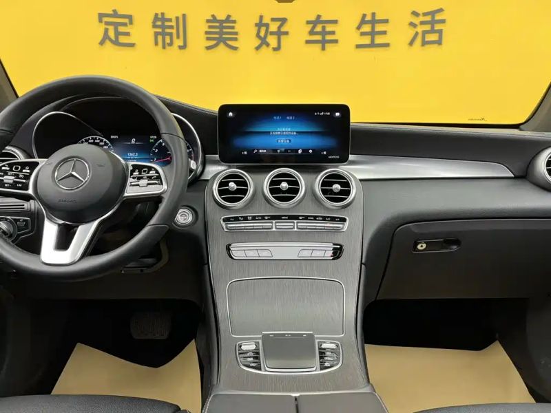 Mercedes-benz glc