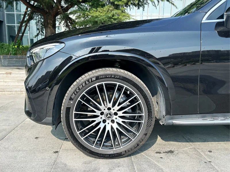 Mercedes-benz glc
