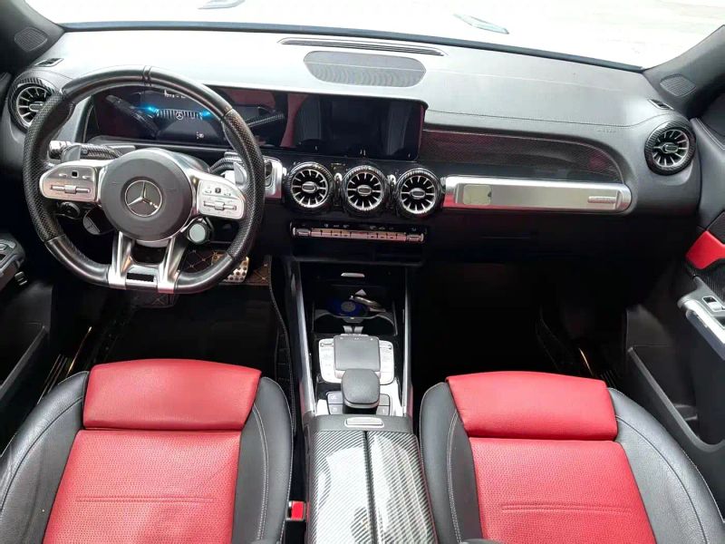 Mercedes-benz glb