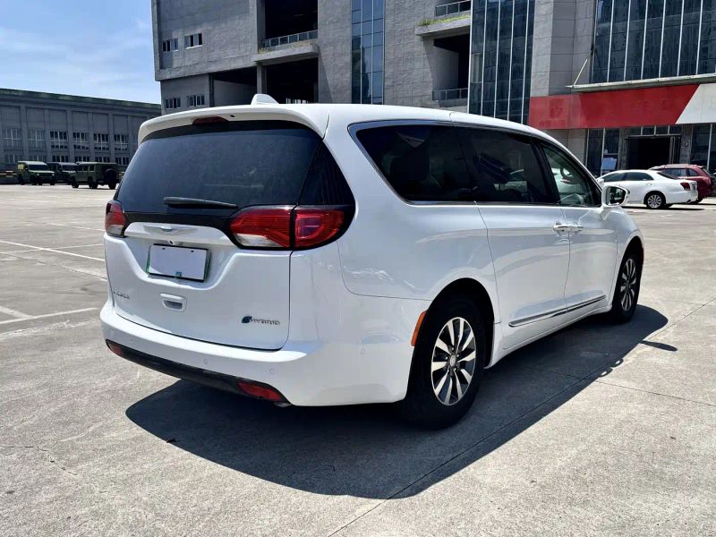 dajielong dodge_grand_caravan_phev
