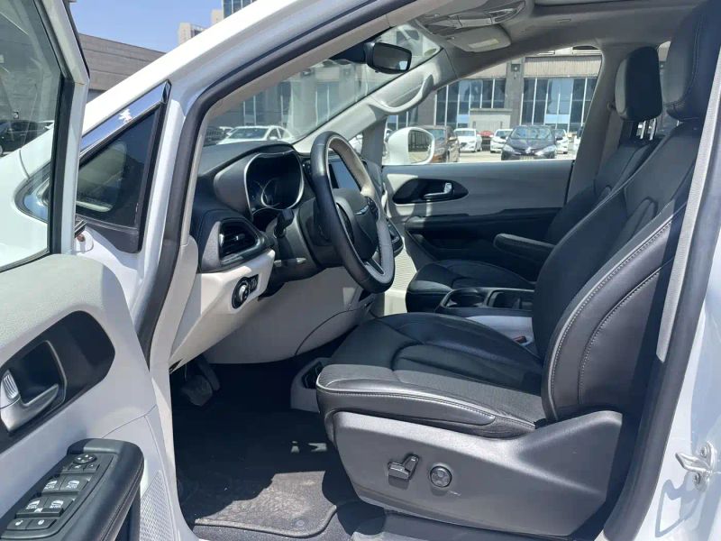 dajielong dodge_grand_caravan_phev