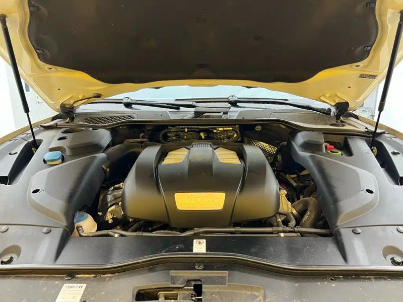 macan cayenne