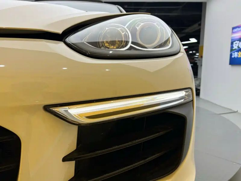 macan cayenne