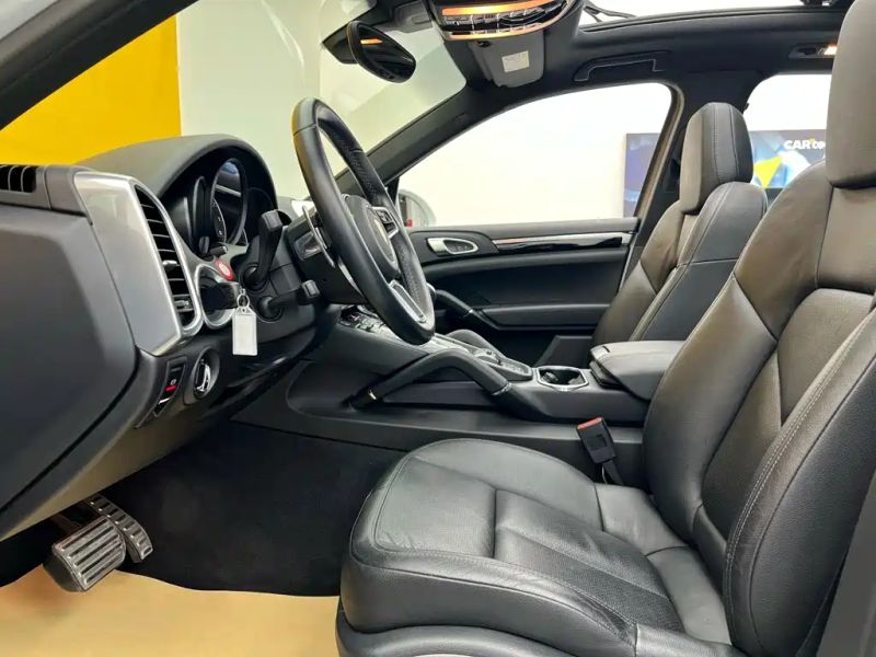 macan cayenne
