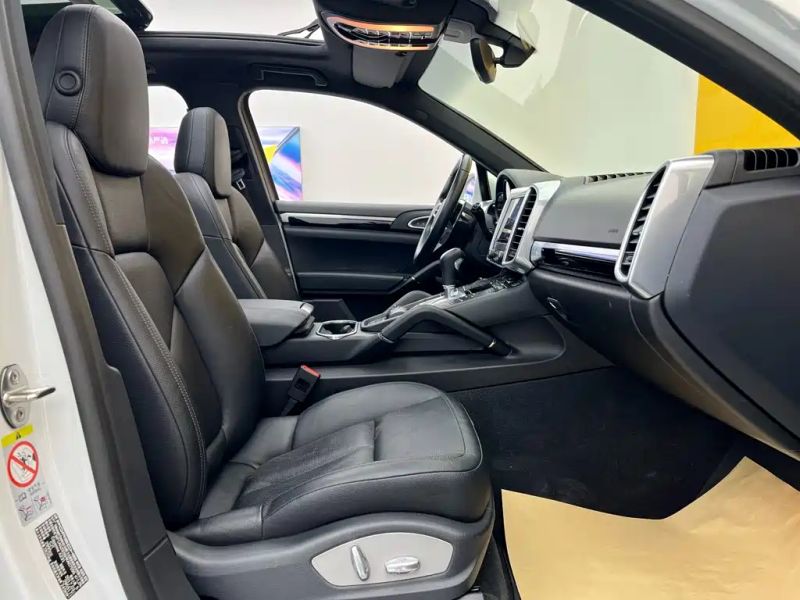 macan cayenne