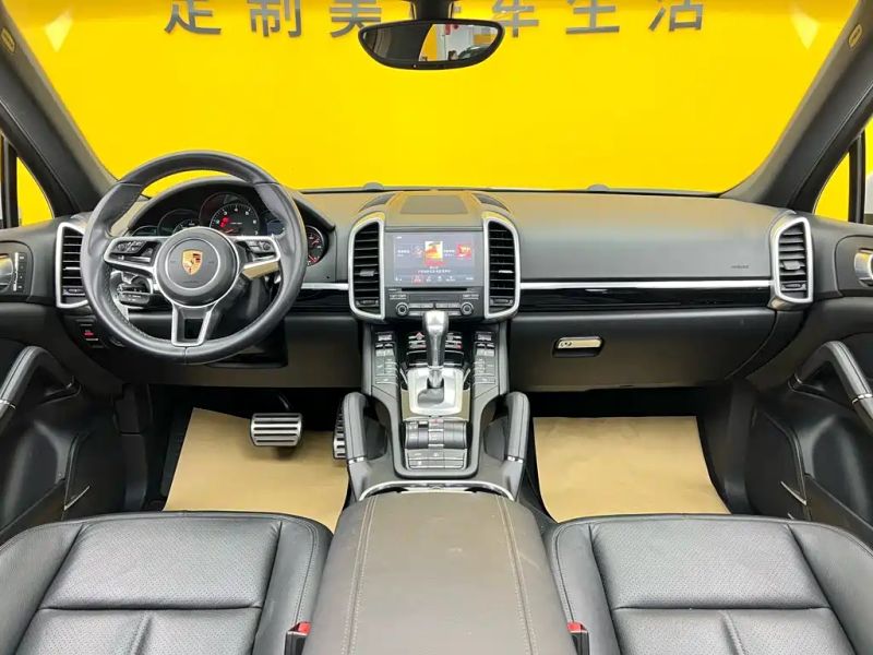 macan cayenne