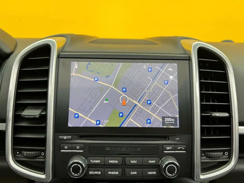 macan cayenne
