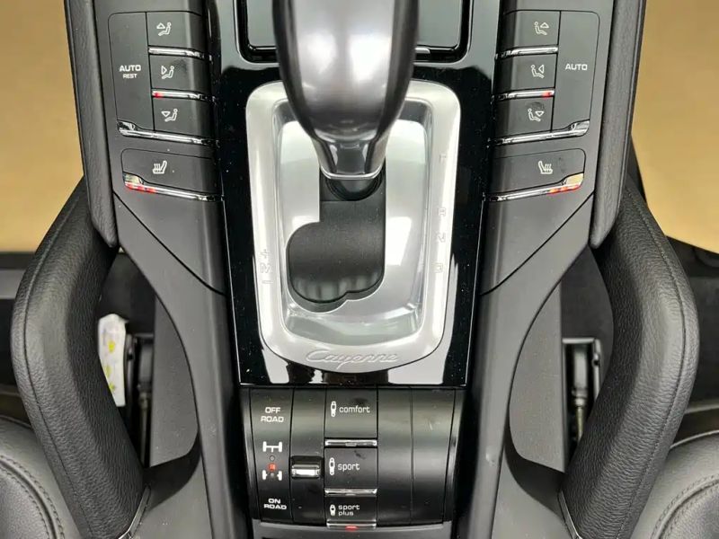 macan cayenne
