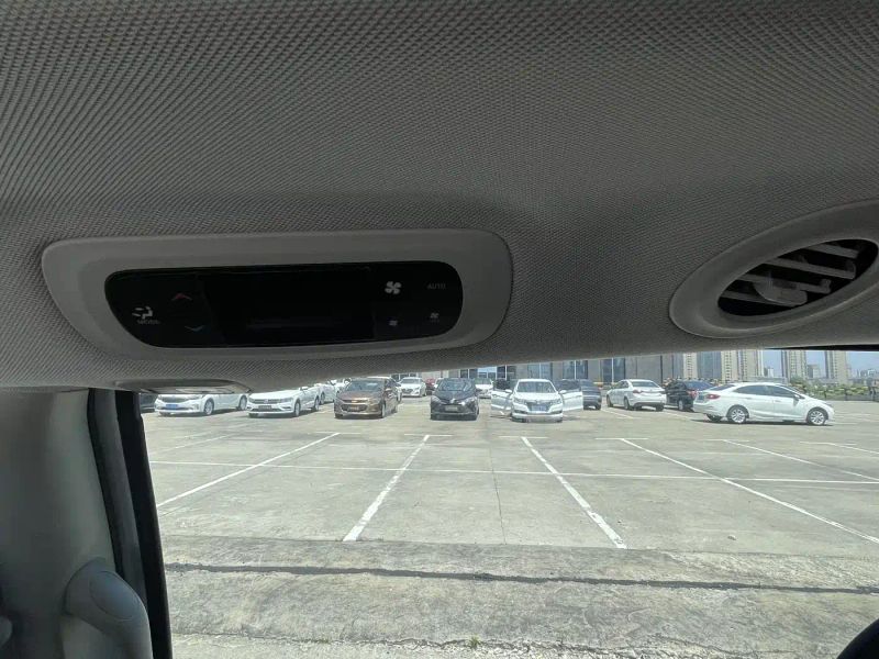 dajielong dodge_grand_caravan_phev