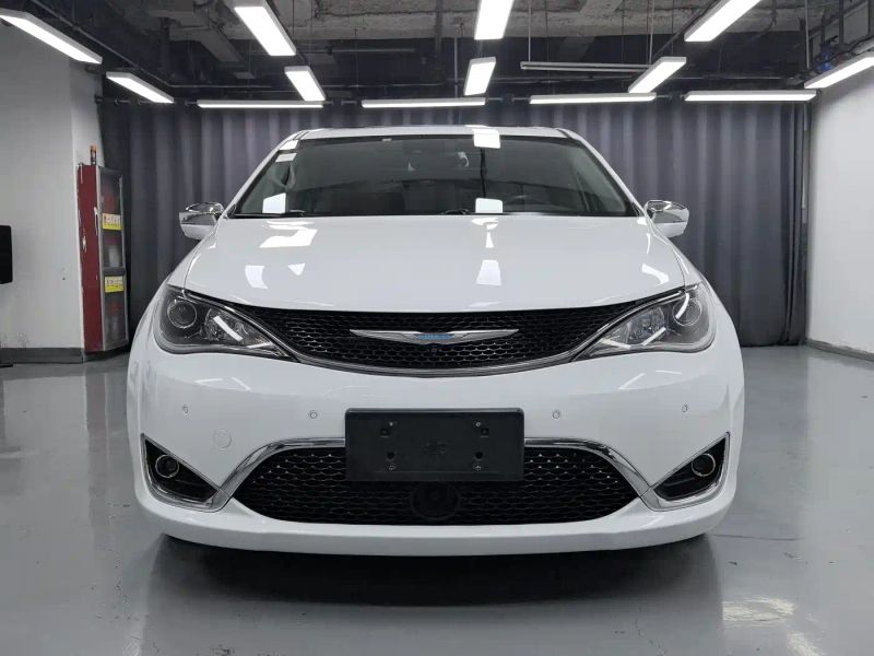 dajielong dodge_grand_caravan_phev