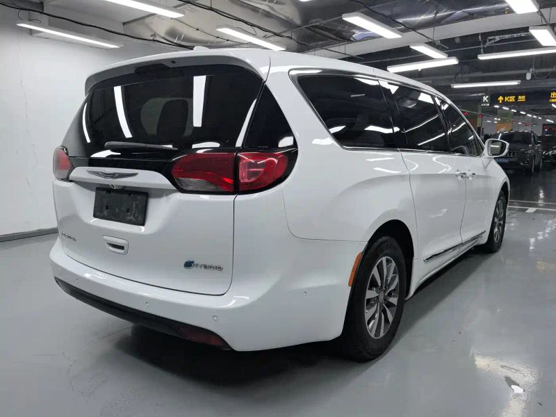 dajielong dodge_grand_caravan_phev