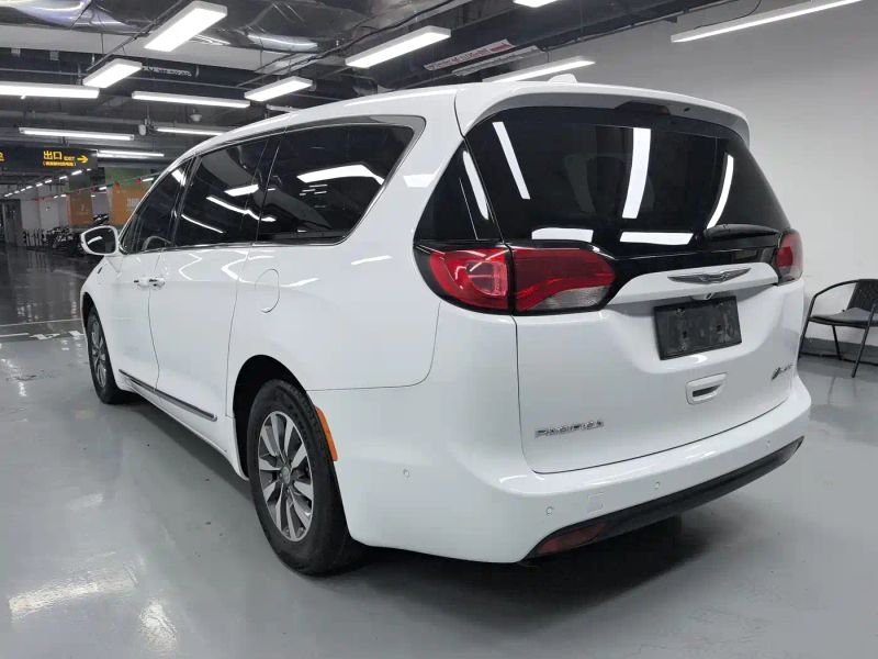 dajielong dodge_grand_caravan_phev
