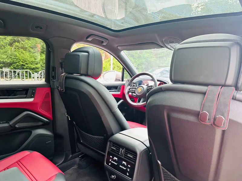 macan cayenne