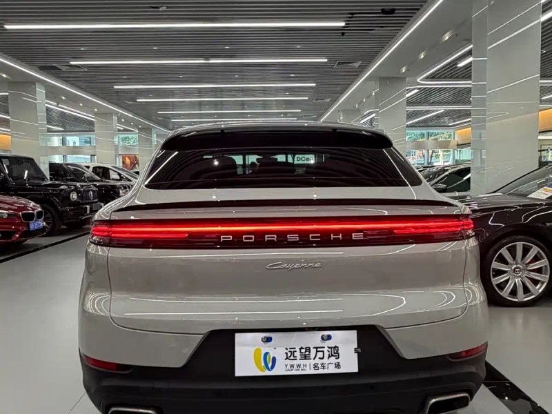 macan cayenne
