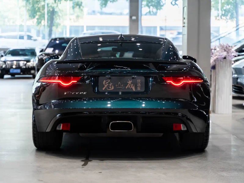 Jaguar F-TYPE