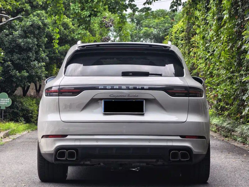 macan cayenne