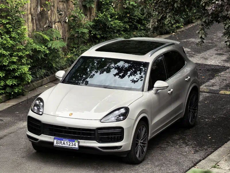 macan cayenne